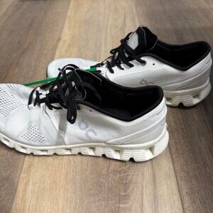 NEW On Men's Cloud Lightweight Men 11